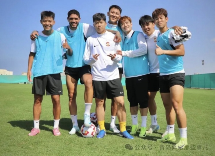  記者：劉小龍接近加盟青島西海岸，正隨隊在迪拜拉練只差官宣