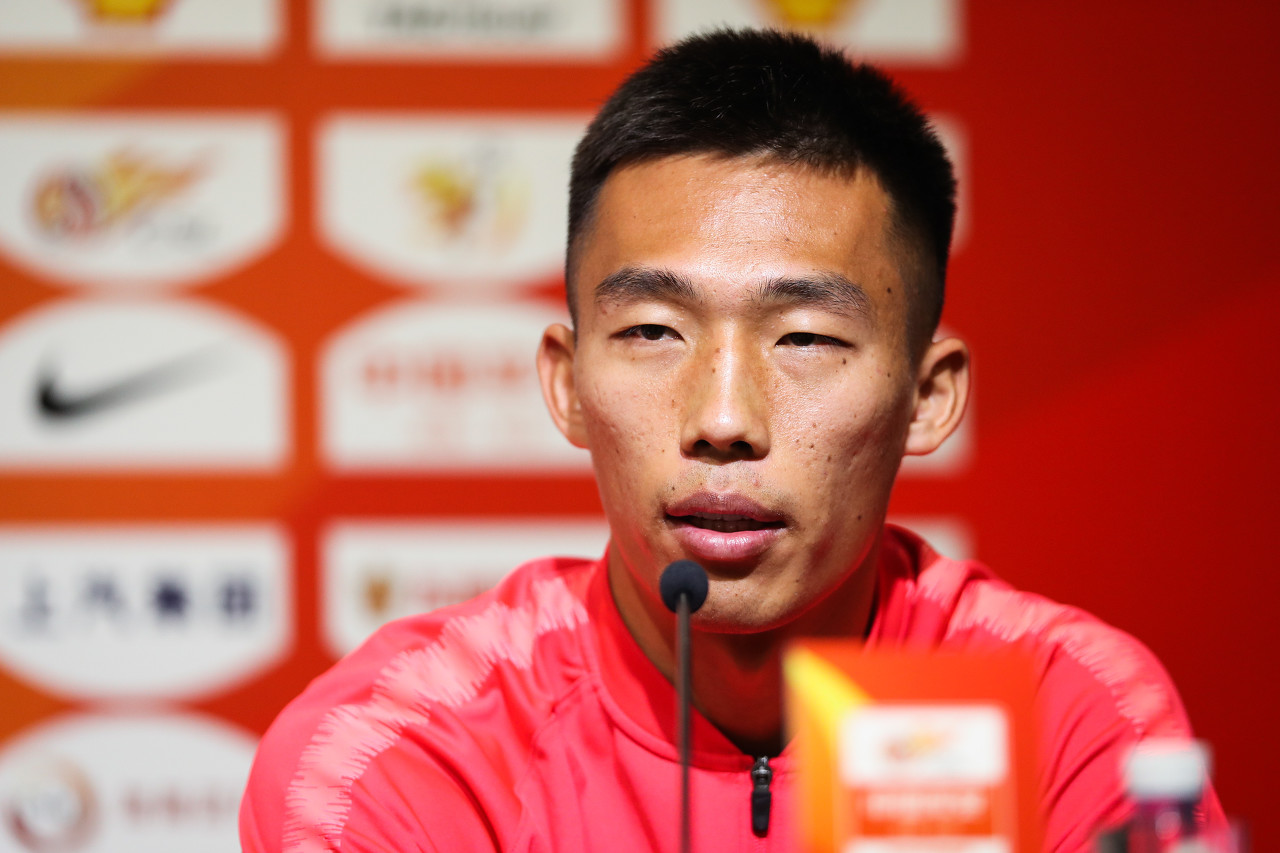  東體：劉小龍已前往西海岸報到 大連方面一直對劉祝潤、賀慣有意